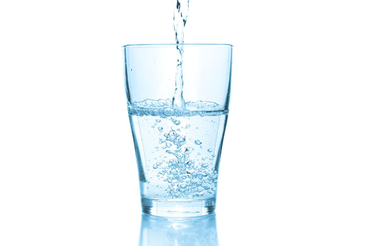 Firma z Holandii poszukuje dostawcy wody w butelkach szklanych 0,25L